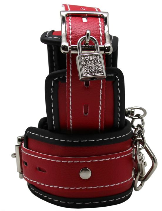 Красно-черные регулируемые наручники с фиксацией на карабинах