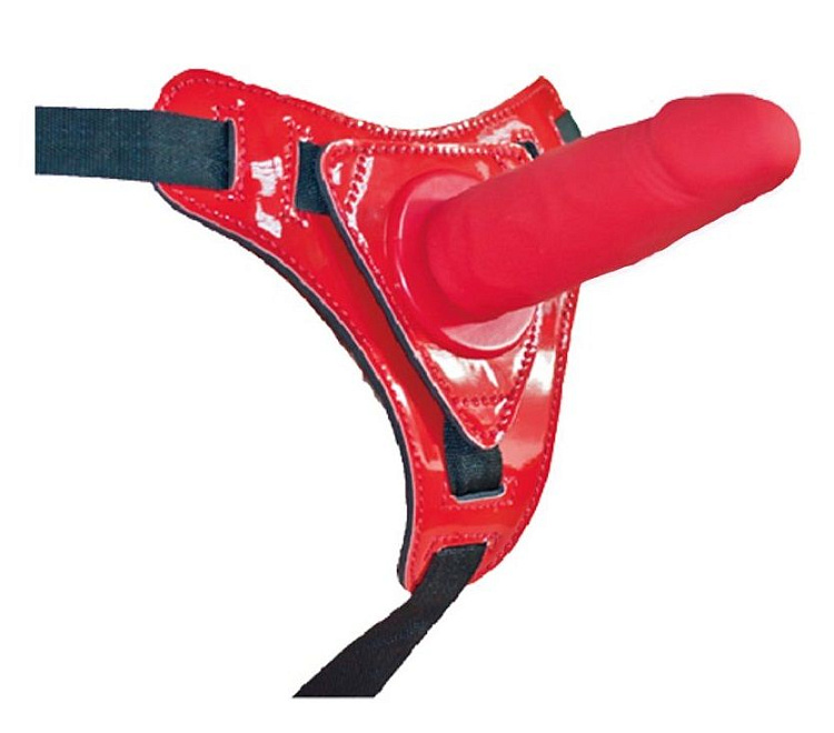 Красный страпон на лакированных трусиках - 12 см.