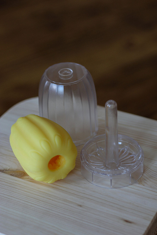 Желтый мастурбатор-яйцо Bisedze